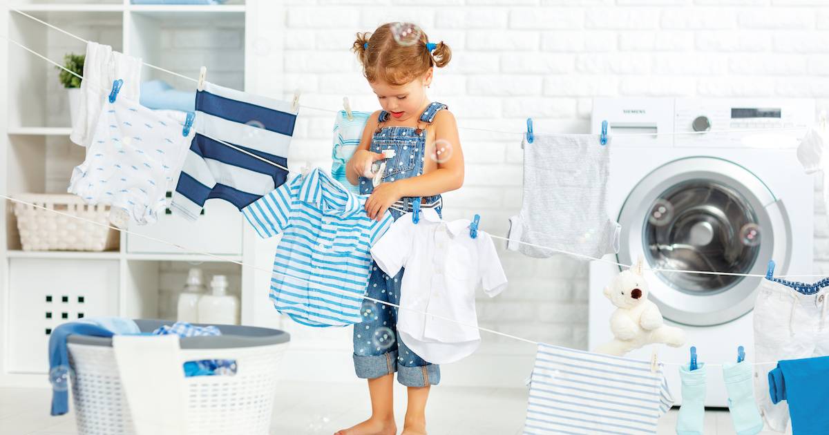 Как стирать детские вещи для новорожденных в стиральной машине: правила, лучшие средства