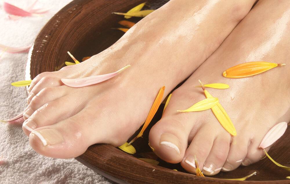 Как избавиться от неприятного запаха ног народными средствами. 15 способов