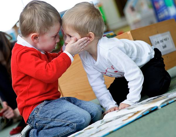 Как помочь ребенку найти друзей в детском саду?