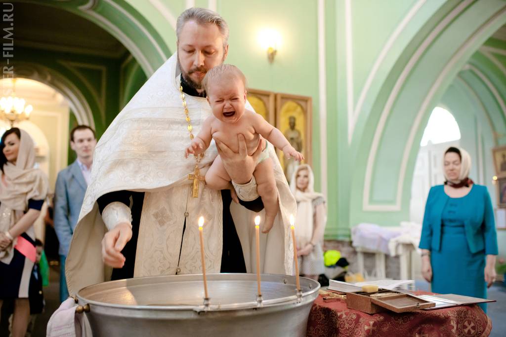 Молитвы на крещение ребенка, которые нужно знать