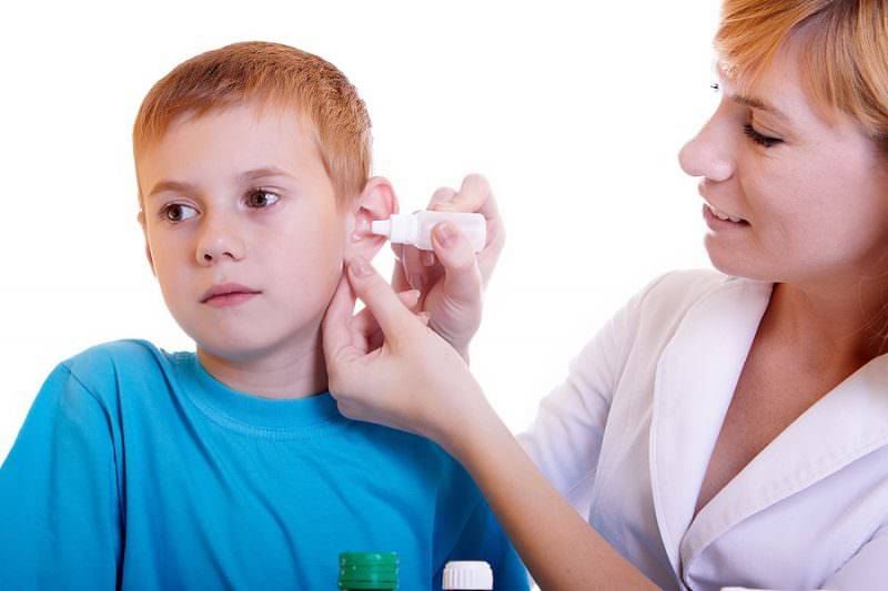 Болезнь меньера - заболевание внутреннего уха, из-за которого возникают приступы глухоты, шума в ушах, головокружения и нарушения равновесия