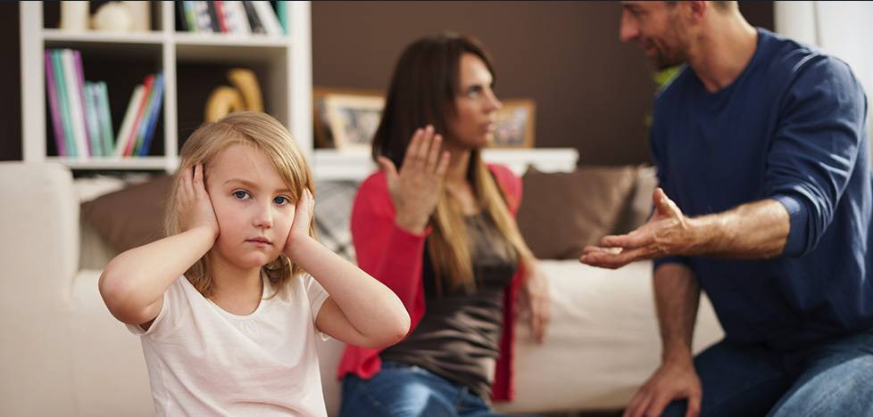 К чему приводят ссоры родителей при ребенке: советы родителям