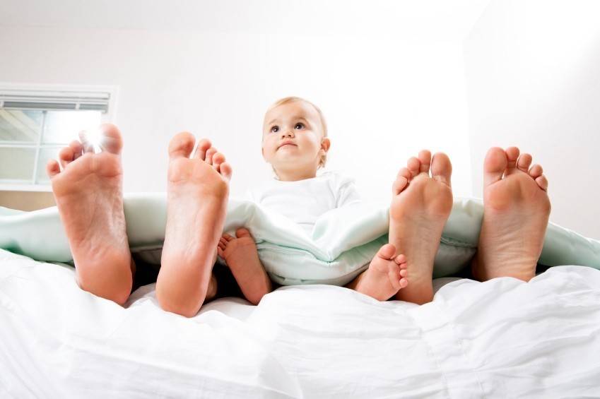 Как отучить ребенка спать с мамой: топ-10 способов | nestle baby