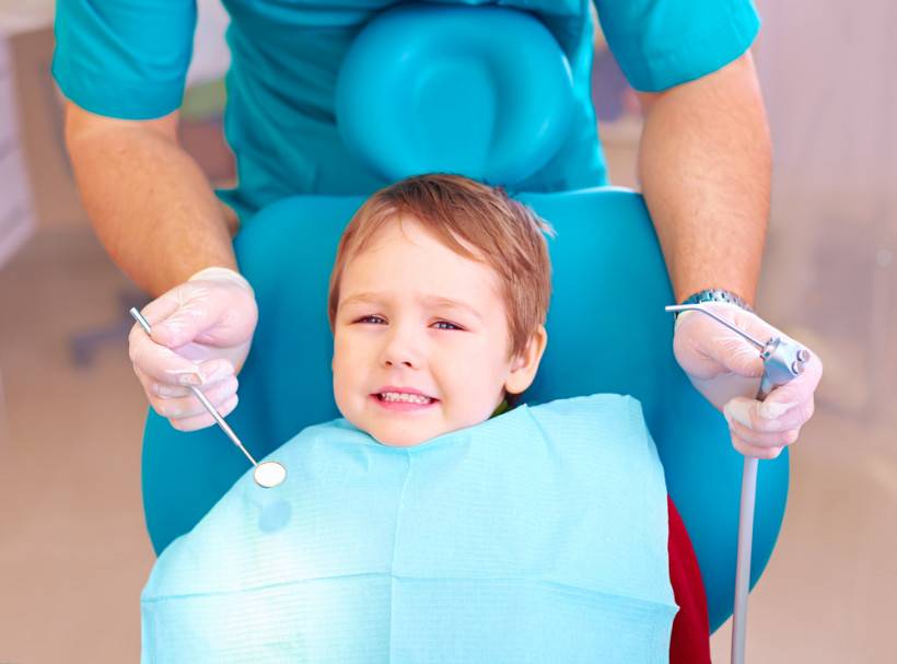 Как водить ребенка к стоматологу без страха и слез?
