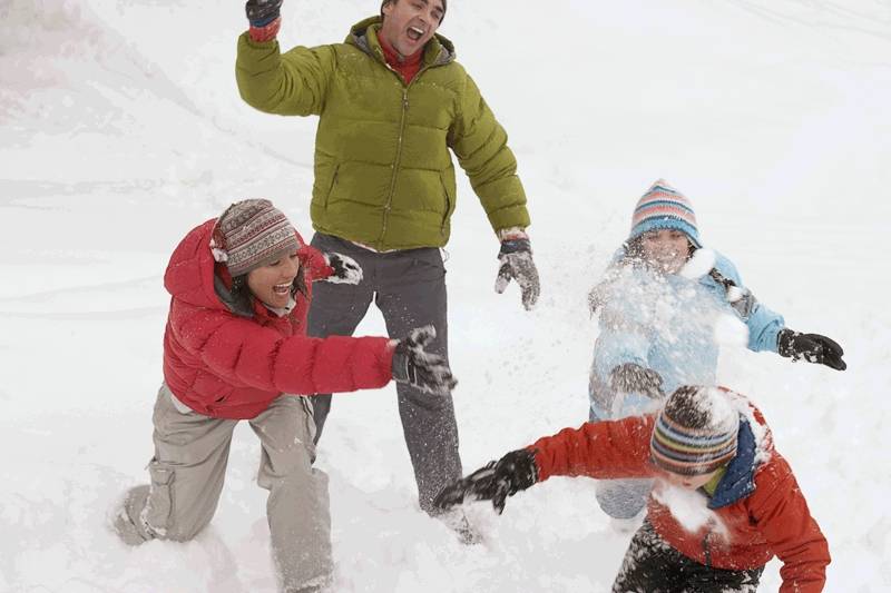 Зима не бывает скучной! три новых идеи для прогулки с детьми